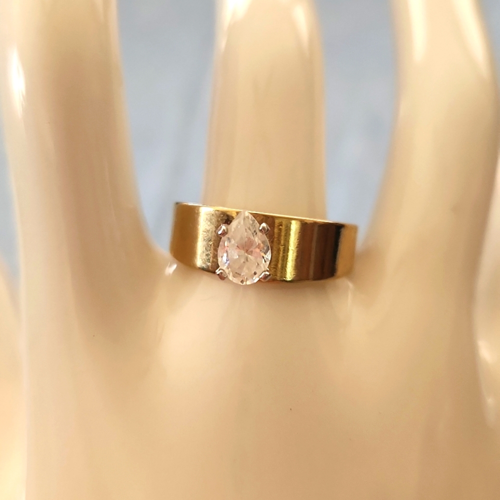 Vintage Pear Crystal Ring